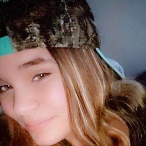 Meet your Posher, Isabella